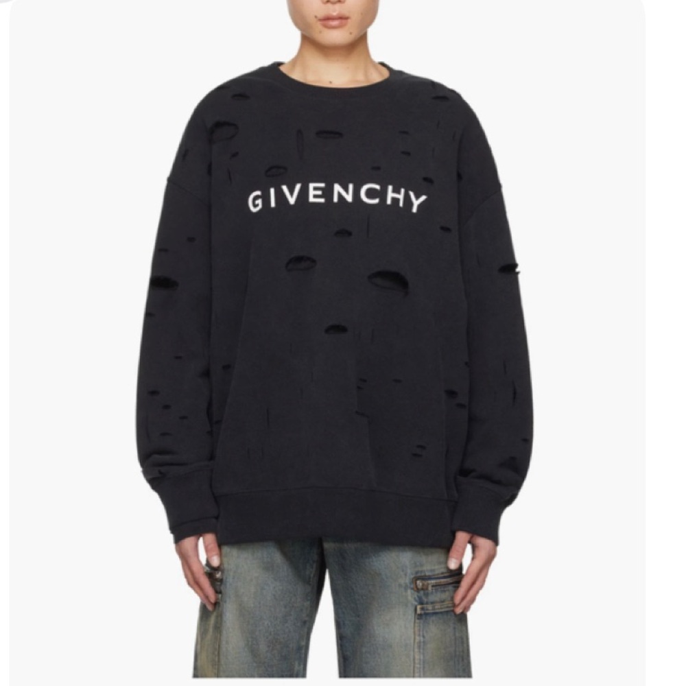 Givenchy sweatshirt excellent condition worn a few times.